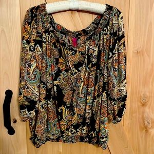 Black & Paisley 3/4 Sleeve Banded Bottom Peasant Top